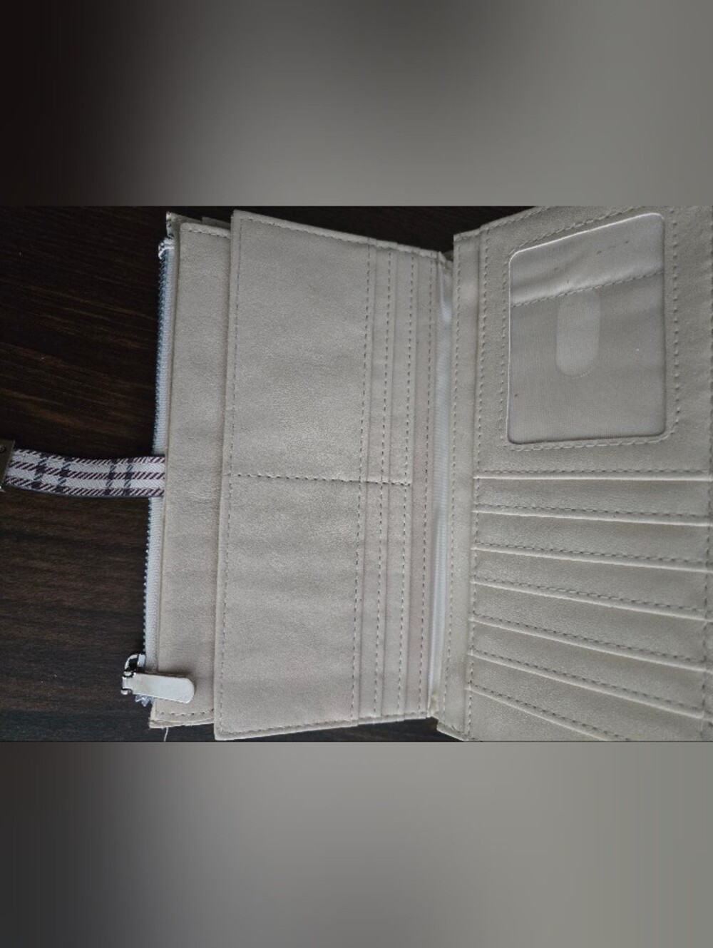 Wallet - Picture 4 of 6